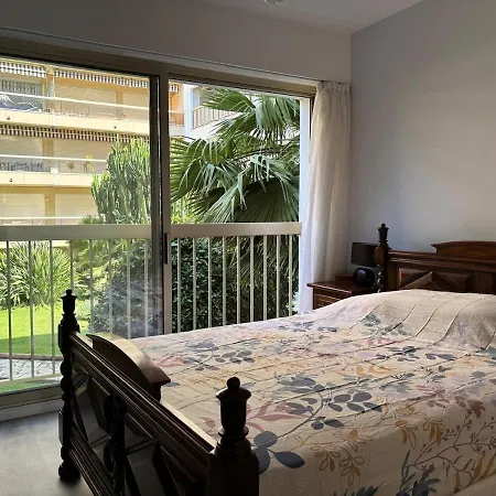 Apartment En Bord De Avec Piscine Menton