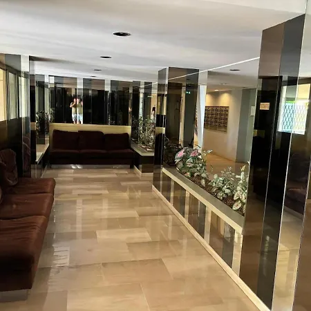 Appartement En Bord De Avec Piscine *