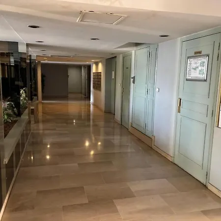 Apartmán En Bord De Avec Piscine *